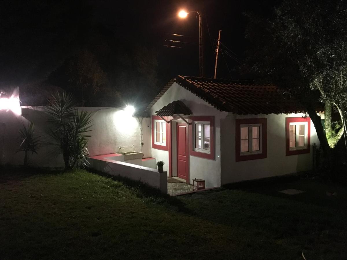 Вилла Lisbon Cozy House W/Garden And Pool Valejas Экстерьер фото
